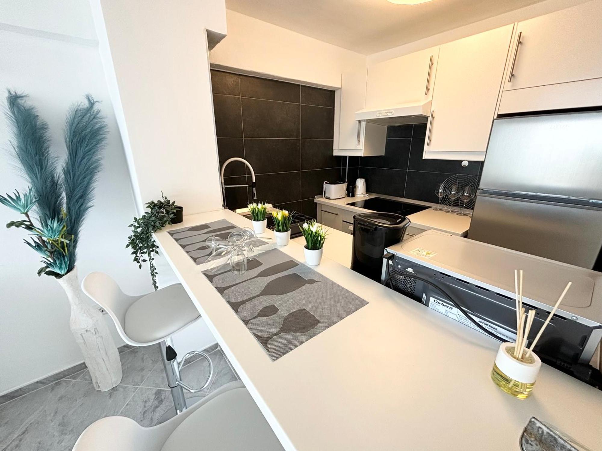 Luxury Ocean View Apartment 6Th Floor Los Cristianos  Extérieur photo