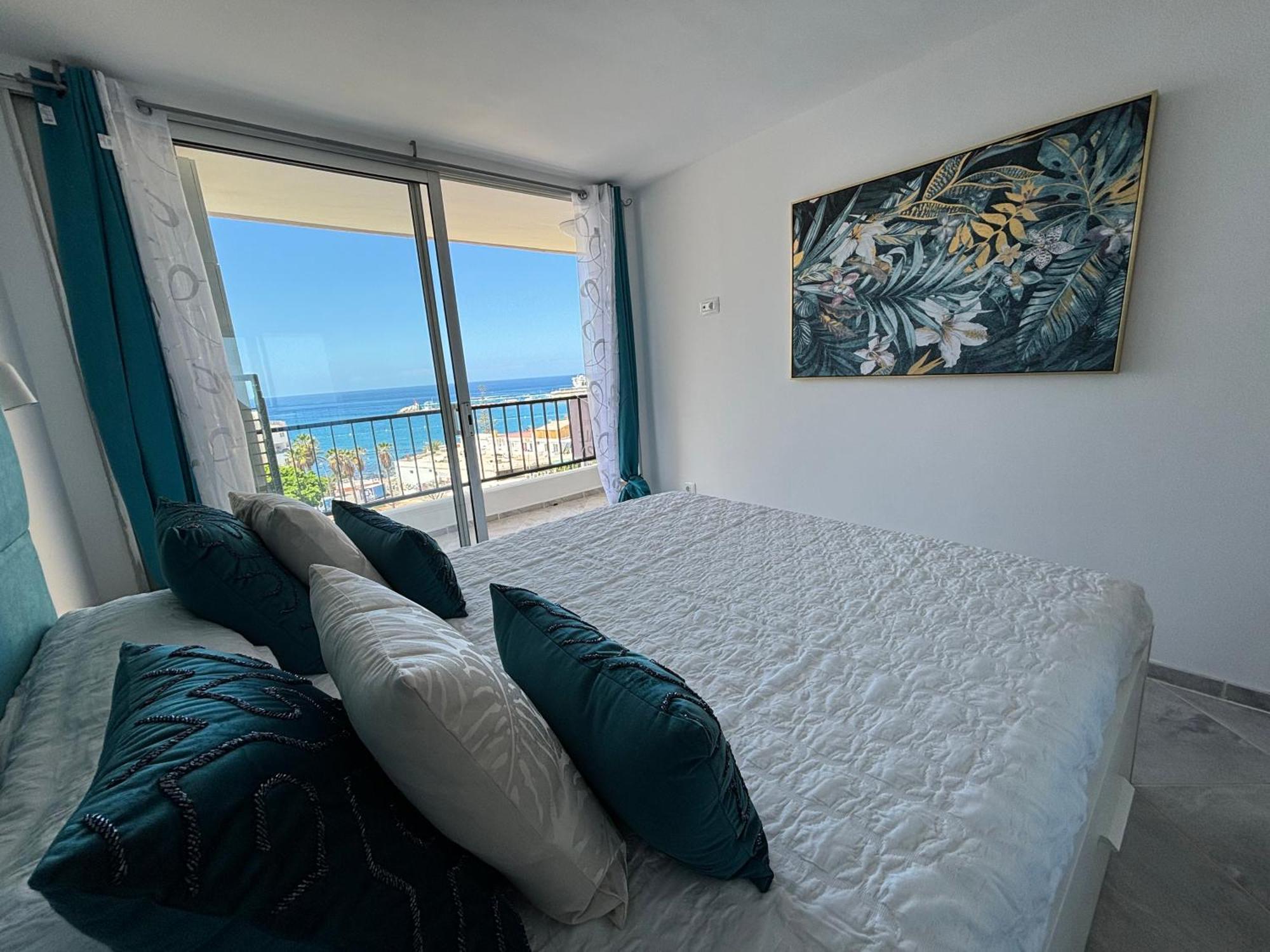 Luxury Ocean View Apartment 6Th Floor Los Cristianos  Extérieur photo